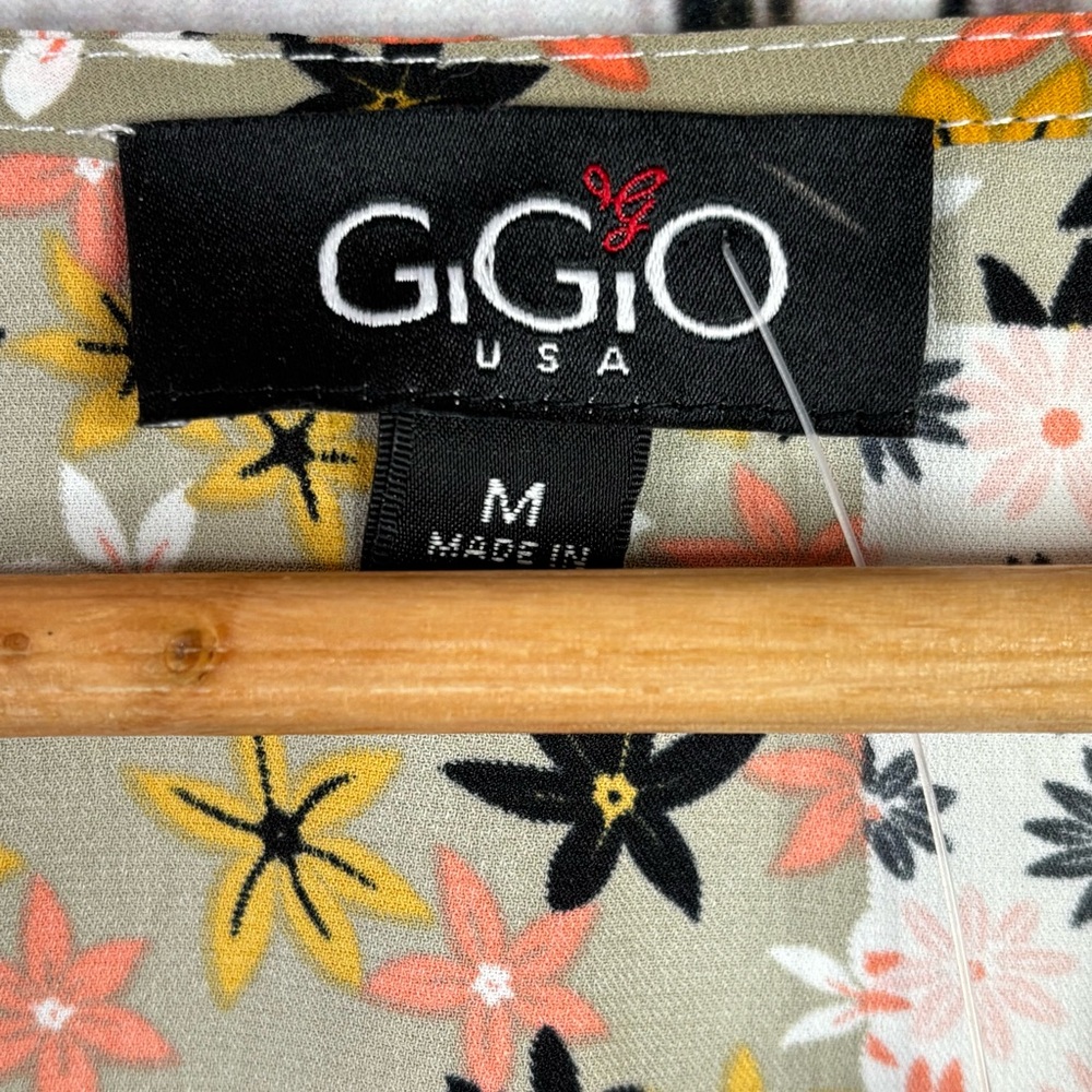 🏷️NWT GiGiO Patchwork Romper Size Medium Multicolor Floral Pattern Kimono Sleeve - Picture 4 of 16